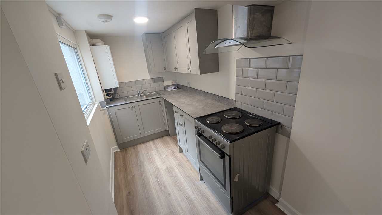 Princes Road - Picture 2